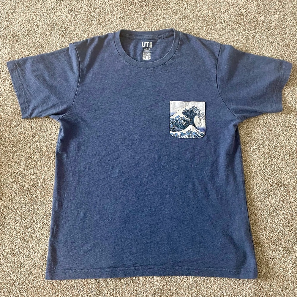 Uniqlo Men’s Hokusai Great Wave Short Sleeve T-Shirt Size Medium